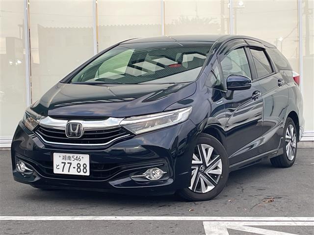 シャトル ハイブリッドX ホンダセンシング 純正ナビ 追従クルーズコントロール バックカメラ シートヒーター ビルドインETC ドライブレコーダー LEDヘッドライト フォグライト オートライト スマートキー スペアキー 純正アルミホイール(19枚目)