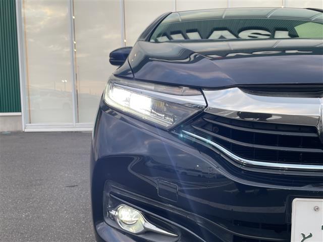 シャトル ハイブリッドX ホンダセンシング 純正ナビ 追従クルーズコントロール バックカメラ シートヒーター ビルドインETC ドライブレコーダー LEDヘッドライト フォグライト オートライト スマートキー スペアキー 純正アルミホイール(32枚目)