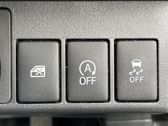 コペン ローブ　純正ナビ／フルセグＴＶ／ＣＤ／ＤＶＤ／Ｂｌｕｅｔｏｏｔｈ／ｉＰｏｄ　ＥＴＣ　バックカメラ　前席シートヒーター　ＭＴモード付ＡＴ　純正アルミホイール　純正フロアマット　フォグランプ（6枚目）