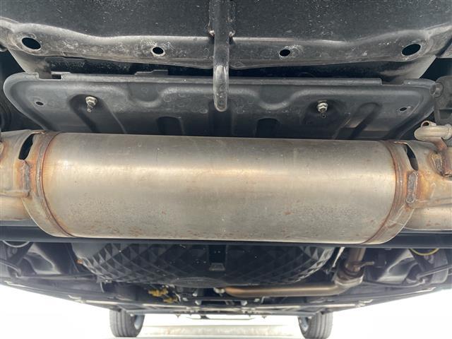 コペン ローブ　純正ナビ／フルセグＴＶ／ＣＤ／ＤＶＤ／Ｂｌｕｅｔｏｏｔｈ／ｉＰｏｄ　ＥＴＣ　バックカメラ　前席シートヒーター　ＭＴモード付ＡＴ　純正アルミホイール　純正フロアマット　フォグランプ（41枚目）