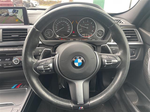 ３シリーズ ３２０ｄ　Ｍスポーツ　純正ナビ　Ｂｌｕｅｔｏｏｔｈ　Ｂカメラ　ＥＴＣ　前後ドラレコ　クルコン　パドルシフト　ＬＥＤヘッドライト　ＲＡＹＳホイール　社外リップスポイラー（10枚目）