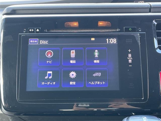 ステップワゴンスパーダ スパーダアドバンスパッケージα　純正ナビ　バックカメラ　Ｂｌｕｅｔｏｏｔｈ　リアモニター　ＥＴＣ　ワクワクゲート　片側パワースライドドア　クルコン　サイドアンダーミラー　純正フロアマット　オートライト　ＬＥＤヘッドライト（3枚目）