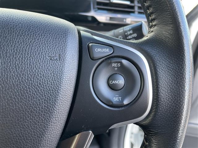 ステップワゴンスパーダ スパーダアドバンスパッケージα　純正ナビ　バックカメラ　Ｂｌｕｅｔｏｏｔｈ　リアモニター　ＥＴＣ　ワクワクゲート　片側パワースライドドア　クルコン　サイドアンダーミラー　純正フロアマット　オートライト　ＬＥＤヘッドライト（13枚目）