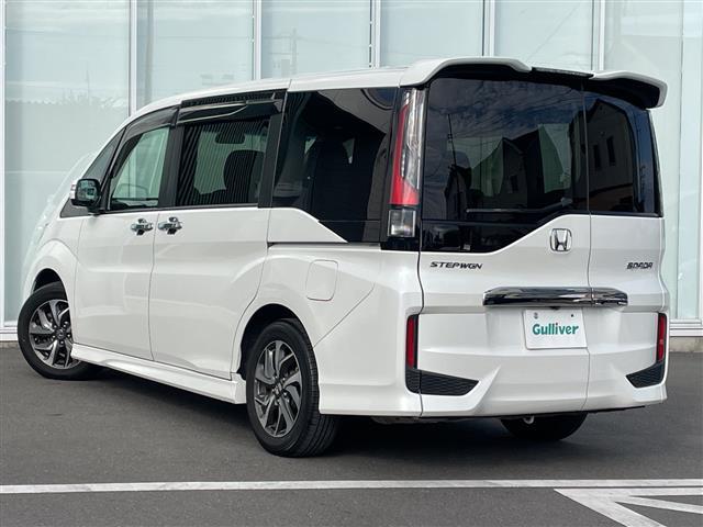 ステップワゴンスパーダ スパーダアドバンスパッケージα　純正ナビ　バックカメラ　Ｂｌｕｅｔｏｏｔｈ　リアモニター　ＥＴＣ　ワクワクゲート　片側パワースライドドア　クルコン　サイドアンダーミラー　純正フロアマット　オートライト　ＬＥＤヘッドライト（20枚目）