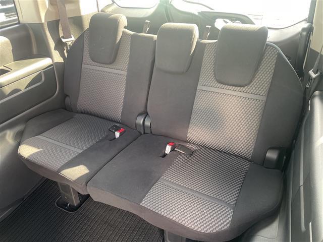 ステップワゴンスパーダ スパーダアドバンスパッケージα　純正ナビ　バックカメラ　Ｂｌｕｅｔｏｏｔｈ　リアモニター　ＥＴＣ　ワクワクゲート　片側パワースライドドア　クルコン　サイドアンダーミラー　純正フロアマット　オートライト　ＬＥＤヘッドライト（29枚目）