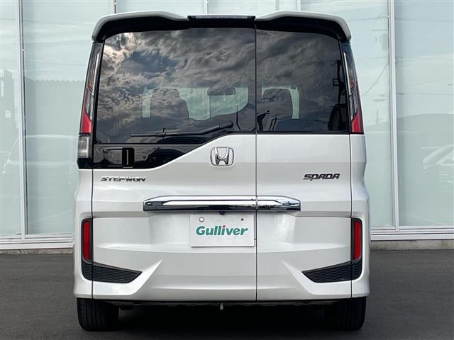 ステップワゴンスパーダ スパーダアドバンスパッケージα　純正ナビ　バックカメラ　Ｂｌｕｅｔｏｏｔｈ　リアモニター　ＥＴＣ　ワクワクゲート　片側パワースライドドア　クルコン　サイドアンダーミラー　純正フロアマット　オートライト　ＬＥＤヘッドライト（35枚目）