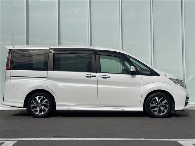 ステップワゴンスパーダ スパーダアドバンスパッケージα　純正ナビ　バックカメラ　Ｂｌｕｅｔｏｏｔｈ　リアモニター　ＥＴＣ　ワクワクゲート　片側パワースライドドア　クルコン　サイドアンダーミラー　純正フロアマット　オートライト　ＬＥＤヘッドライト（37枚目）