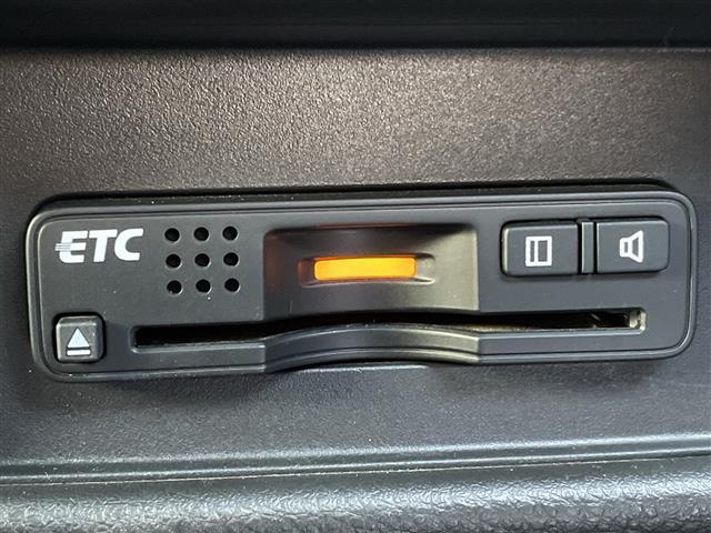 オデッセイ 　純正ナビ　両側パワースライドドア　クルーズコントロール　バックカメラ　ビルドインＥＴＣ　ＬＥＤヘッドライト　フォグライト　オートライト　電動格納ミラー　プッシュスタート　スマートキー（5枚目）