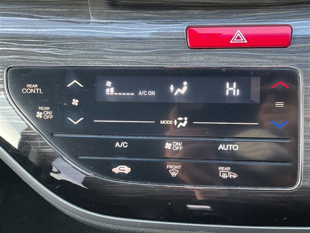 オデッセイ 　純正ナビ　両側パワースライドドア　クルーズコントロール　バックカメラ　ビルドインＥＴＣ　ＬＥＤヘッドライト　フォグライト　オートライト　電動格納ミラー　プッシュスタート　スマートキー（9枚目）