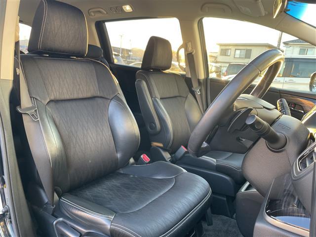 オデッセイ 　純正ナビ　両側パワースライドドア　クルーズコントロール　バックカメラ　ビルドインＥＴＣ　ＬＥＤヘッドライト　フォグライト　オートライト　電動格納ミラー　プッシュスタート　スマートキー（14枚目）