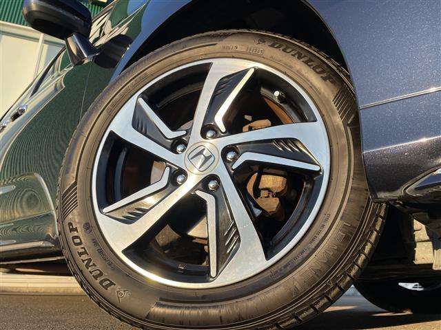 オデッセイ 　純正ナビ　両側パワースライドドア　クルーズコントロール　バックカメラ　ビルドインＥＴＣ　ＬＥＤヘッドライト　フォグライト　オートライト　電動格納ミラー　プッシュスタート　スマートキー（18枚目）