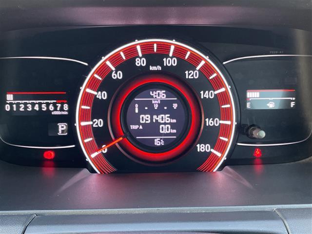 オデッセイ 　純正ナビ　両側パワースライドドア　クルーズコントロール　バックカメラ　ビルドインＥＴＣ　ＬＥＤヘッドライト　フォグライト　オートライト　電動格納ミラー　プッシュスタート　スマートキー（23枚目）