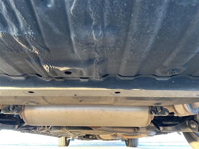 オデッセイ 　純正ナビ　両側パワースライドドア　クルーズコントロール　バックカメラ　ビルドインＥＴＣ　ＬＥＤヘッドライト　フォグライト　オートライト　電動格納ミラー　プッシュスタート　スマートキー（41枚目）