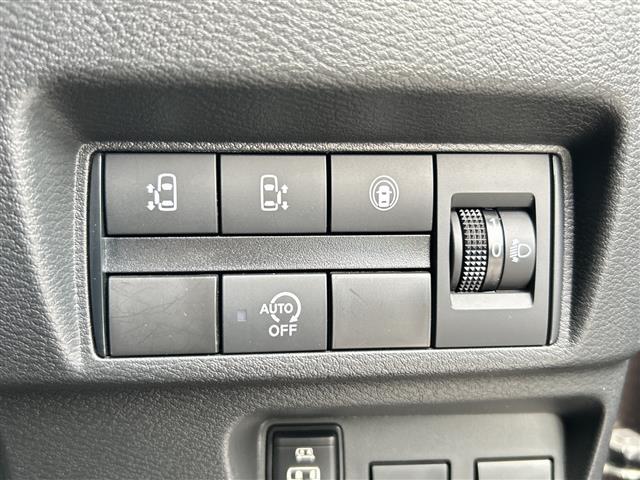 ルークス ハイウェイスター　Ｘ　純正ナビ　Ｂｌｕｅｔｏｏｔｈ　アラウンドビューモニター　ＥＴＣ２．０　　前後ドラレコ　両側パワースライドドア　ＳＯＳボタン　純正フロアマット　ロールサンシェード　パーソナルテーブル（6枚目）