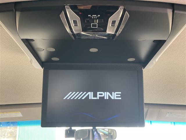 フリード Ｇ　ジャストセレクション　スマートキー　社外ナビ　Ｂｌｕｅｔｏｏｔｈ　バックカメラ　ＡＬＰＩＮＥ後席モニター　ＥＴＣ　前後ドラレコ　片側パワスラ　純正フロアマット　社外アルミ（5枚目）