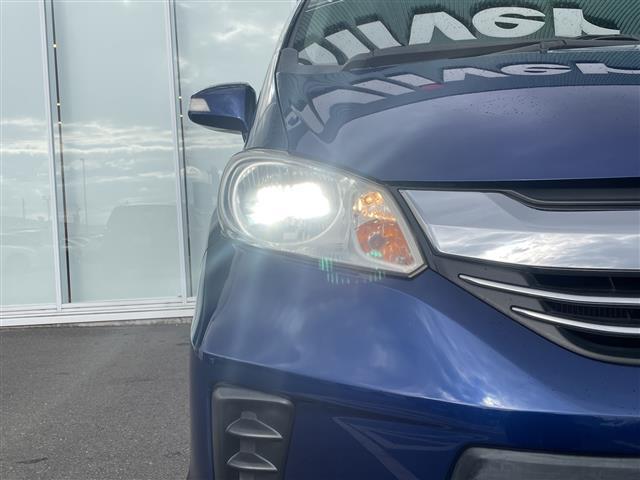 フリード Ｇ　ジャストセレクション　スマートキー　社外ナビ　Ｂｌｕｅｔｏｏｔｈ　バックカメラ　ＡＬＰＩＮＥ後席モニター　ＥＴＣ　前後ドラレコ　片側パワスラ　純正フロアマット　社外アルミ（31枚目）