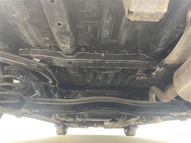 フリード Ｇ　ジャストセレクション　スマートキー　社外ナビ　Ｂｌｕｅｔｏｏｔｈ　バックカメラ　ＡＬＰＩＮＥ後席モニター　ＥＴＣ　前後ドラレコ　片側パワスラ　純正フロアマット　社外アルミ（41枚目）