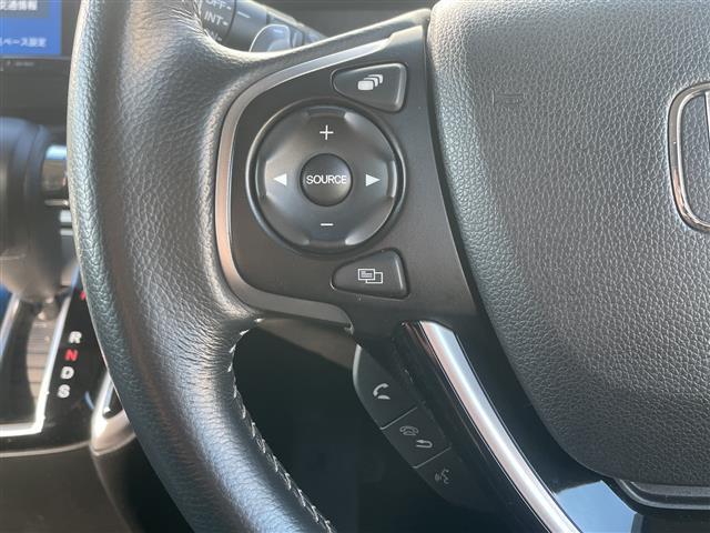 ステップワゴンスパーダ スパーダ　ホンダセンシング　純正ＨＤＤナビ　両側パワースライドドア　追従式クルーズコントロール　バックカメラ　ドライブレコーダー／デジタルミラー　プッシュスタート／スマートキー　パドルシフト　ＬＥＤヘッド　フォグランプ　純正ＡＷ（11枚目）