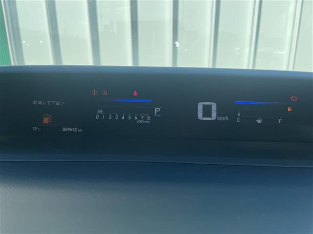 ステップワゴンスパーダ スパーダ　ホンダセンシング　純正ＨＤＤナビ　両側パワースライドドア　追従式クルーズコントロール　バックカメラ　ドライブレコーダー／デジタルミラー　プッシュスタート／スマートキー　パドルシフト　ＬＥＤヘッド　フォグランプ　純正ＡＷ（23枚目）