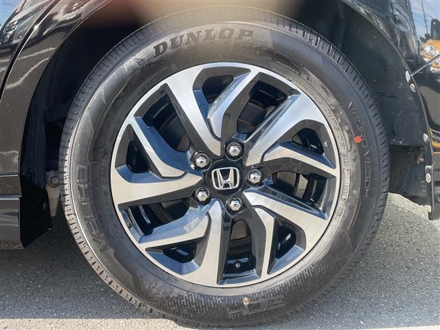 ステップワゴンスパーダ スパーダ　ホンダセンシング　純正ＨＤＤナビ　両側パワースライドドア　追従式クルーズコントロール　バックカメラ　ドライブレコーダー／デジタルミラー　プッシュスタート／スマートキー　パドルシフト　ＬＥＤヘッド　フォグランプ　純正ＡＷ（39枚目）