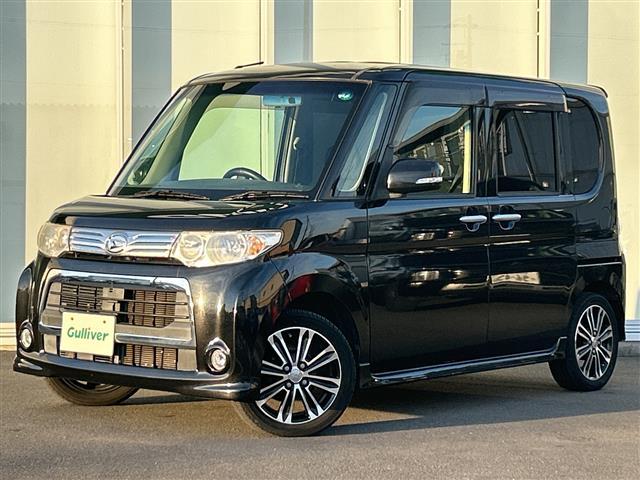 タント カスタムＬ　ｃｌａｒｉｏｎ製ＨＤＤナビ　片側イージークローザードア　純正１５インチアルミホイール　純正フロアマット　フォグランプ　電動格納ミラー　スマートキー　ドアバイザー　ＥＴＣ　保証書　取扱説明書（7枚目）