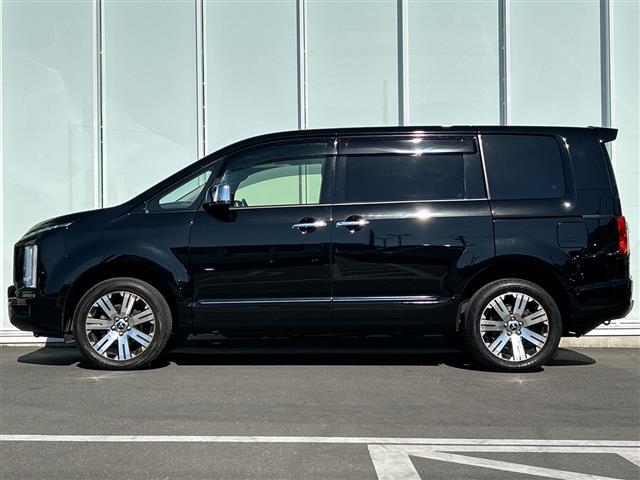 デリカＤ：５ Ｐ　ＡＬＰＩＮＥナビ　マルチアラウンドモニター　ＡｐｐｌｅＣａｒＰｌａｙ　Ａｎｄｒｏｉｄ　Ａｕｔｏ　Ｂｌｕｅｔｏｏｔｈ　ＥＴＣ２．０　　クルコン　両側パワスラ　パワーバックドア　クルコン　パドルシフト（21枚目）