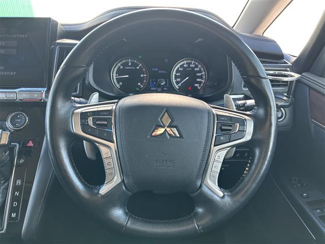 デリカＤ：５ Ｐ　ＡＬＰＩＮＥナビ　マルチアラウンドモニター　ＡｐｐｌｅＣａｒＰｌａｙ　Ａｎｄｒｏｉｄ　Ａｕｔｏ　Ｂｌｕｅｔｏｏｔｈ　ＥＴＣ２．０　　クルコン　両側パワスラ　パワーバックドア　クルコン　パドルシフト（24枚目）