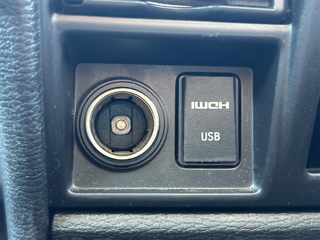 デリカＤ：５ Ｐ　ＡＬＰＩＮＥナビ　マルチアラウンドモニター　ＡｐｐｌｅＣａｒＰｌａｙ　Ａｎｄｒｏｉｄ　Ａｕｔｏ　Ｂｌｕｅｔｏｏｔｈ　ＥＴＣ２．０　　クルコン　両側パワスラ　パワーバックドア　クルコン　パドルシフト（27枚目）