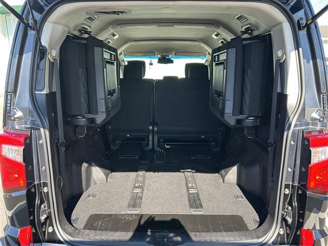 デリカＤ：５ Ｐ　ＡＬＰＩＮＥナビ　マルチアラウンドモニター　ＡｐｐｌｅＣａｒＰｌａｙ　Ａｎｄｒｏｉｄ　Ａｕｔｏ　Ｂｌｕｅｔｏｏｔｈ　ＥＴＣ２．０　　クルコン　両側パワスラ　パワーバックドア　クルコン　パドルシフト（32枚目）