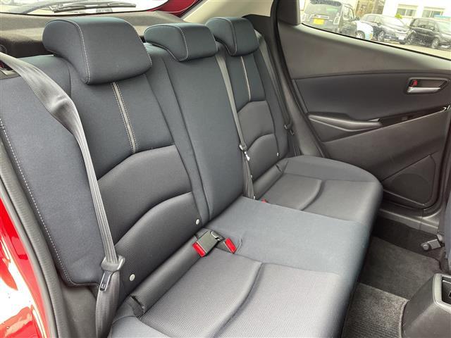 ＭＡＺＤＡ２ １５Ｓプロアクティブ　Ｓパッケージ　純正ナビ／フルセグＴＶ／ＣＤ／ＤＶＤ／Ｂｌｕｅｔｏｏｔｈ　ＥＴＣ　ＨＵＤ　全周囲カメラ　前席シートヒーター　クルーズコントロール　ＭＴモード付ＡＴ　パドルシフト　コナーセンサー　レーンキープアシスト（13枚目）