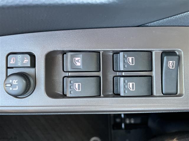 ルーミー X 純正ナビ バックカメラ ドラレコ(前後) Bluetooth DVD CD フルセグTV ビルトインETC リヤドアサンシェード サイドバイザー スマートキー プッシュスタート フルフラットシート(38枚目)