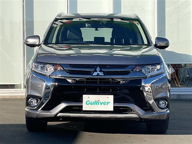 アウトランダーPHEV Gプレミアムパッケージ 純正ナビ 4WD スペアキー1本 全方位カメラ ステアリングヒーター ヒートシーター ドラレコ ETC 電動リアゲート パワーシート レザーシート コーナーセンサー 純正AW 純正フロアマット(33枚目)