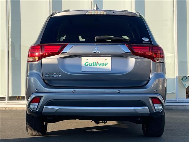 アウトランダーPHEV Gプレミアムパッケージ 純正ナビ 4WD スペアキー1本 全方位カメラ ステアリングヒーター ヒートシーター ドラレコ ETC 電動リアゲート パワーシート レザーシート コーナーセンサー 純正AW 純正フロアマット(34枚目)