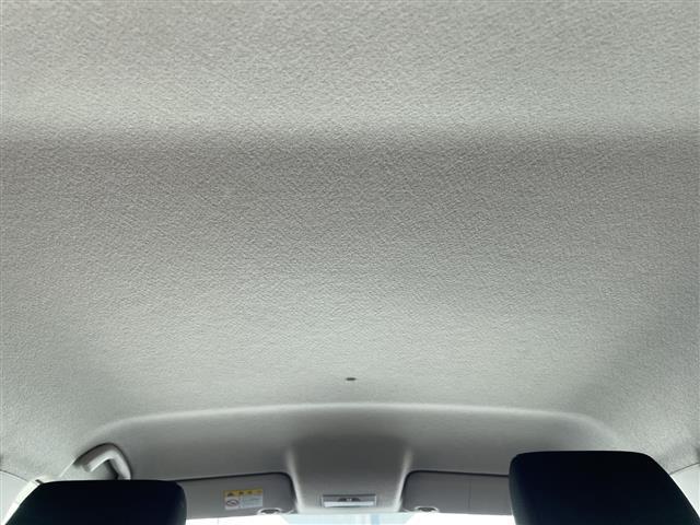 デミオ １３Ｃ　カーオーディオ　リモコンキー　ドアバイザー　ハロゲンヘッドライト　純正フロアマット　リモコンキー　ＡＢＳ　Ｗエアバック　保証書　取扱説明書　記録簿　パワーステアリング　パワーウィンドウ（42枚目）