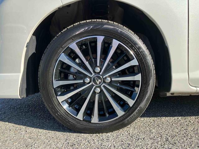 トール カスタムＧ　ターボ　衝突被害軽減ブレーキ／横滑り防止装置／両側パワースライドドア／アダプティブクルーズコントロール／プッシュボタンスタート／オートライト／オートハイビーム／ホールドモード付電動パーキングブレーキ（19枚目）