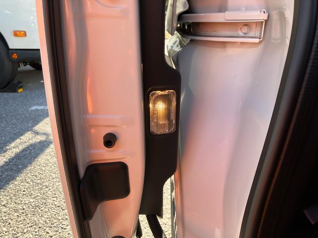 トール カスタムＧ　ターボ　衝突被害軽減ブレーキ／横滑り防止装置／両側パワースライドドア／アダプティブクルーズコントロール／プッシュボタンスタート／オートライト／オートハイビーム／ホールドモード付電動パーキングブレーキ（45枚目）