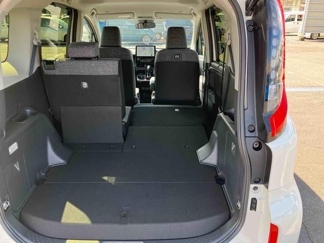 シエンタ ハイブリッドＺ　ハイブリッド　１０．５インチディスプレイオーディオ　ナビ／ＴＶ／ＢＴ／ＵＳＢ　アドバンスドパーク　パノラミックビューモニター　前後ドラレコ　ＥＴＣ　全車速追従クルコン　オートライト　ＬＥＤヘッドライト（12枚目）