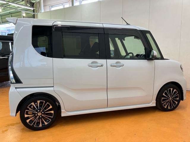 タント カスタムRS バックカメラ連動9インチフルセグナビ USB接続 ブルートゥース対応 フロント.リヤドライブレコーダー連動 ETC 前席シートヒーター バックドア大型スポイラー バックドアメッキセンターガーニッシュ(14枚目)