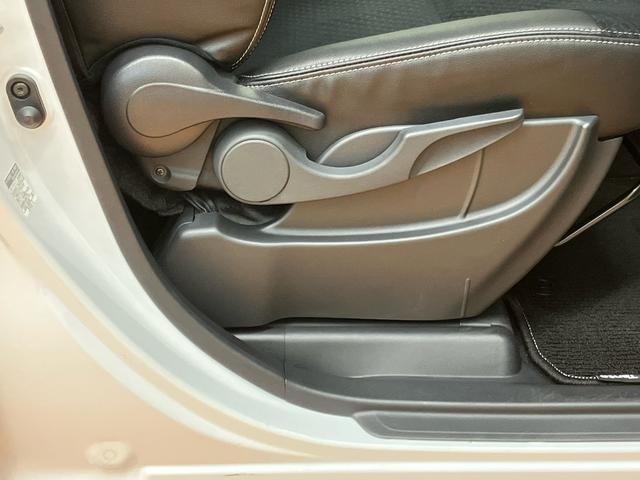 タント カスタムRS バックカメラ連動9インチフルセグナビ USB接続 ブルートゥース対応 フロント.リヤドライブレコーダー連動 ETC 前席シートヒーター バックドア大型スポイラー バックドアメッキセンターガーニッシュ(61枚目)