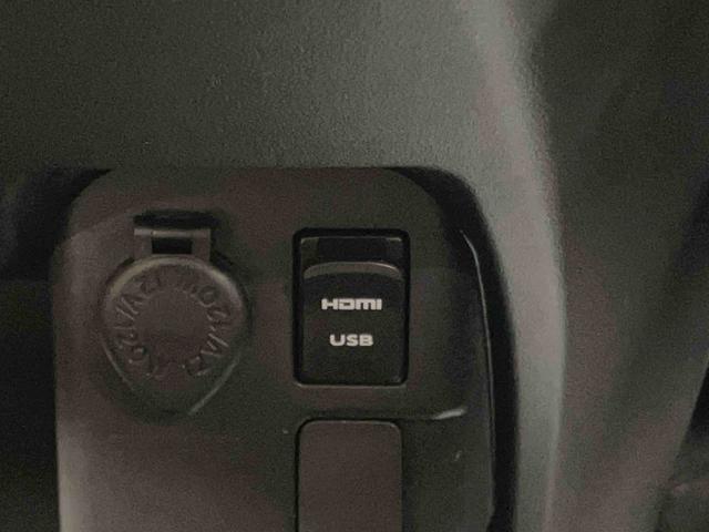 ウェイク ＧターボリミテッドＳＡＩＩＩ　パノラマカメラ連動８インチフルセグナビ　ＵＳＢ接続　ＨＤＭＩ接続　ブルートゥース対応　フロント．リヤドライブレコーダー連動　ＥＴＣ　ＴＶナビキット　助手席シートアンダーボックス　キーフリーシステム（8枚目）