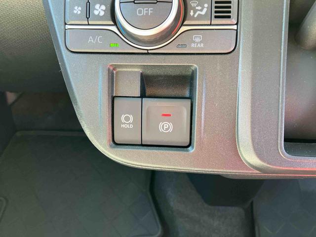 タント Ｘ　バックカメラ　左側電動スライドドア　シートヒーター　電動パーキングブレーキ　ＬＥＤヘッドライト　オートライト　オートエアコン　上下２段調節式デッキボード　コーナーセンサー　衝突被害軽減ブレーキ（31枚目）