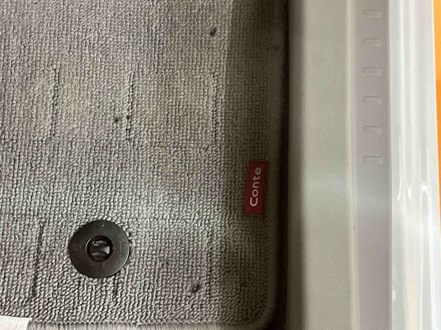 ムーヴコンテ Ｘ　ＣＤラジオチューナー　キーフリーシステム　アイドリングストップ　助手席シートバックポケット＋ショッピングフック　バニティーミラー付き左右サンバイザー　助手席シートアンダートレイ　オートエアコン（10枚目）