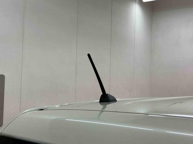 ムーヴコンテ Ｘ　ＣＤラジオチューナー　キーフリーシステム　アイドリングストップ　助手席シートバックポケット＋ショッピングフック　バニティーミラー付き左右サンバイザー　助手席シートアンダートレイ　オートエアコン（24枚目）