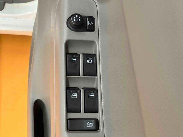 ムーヴコンテ Ｘ　ＣＤラジオチューナー　キーフリーシステム　アイドリングストップ　助手席シートバックポケット＋ショッピングフック　バニティーミラー付き左右サンバイザー　助手席シートアンダートレイ　オートエアコン（56枚目）