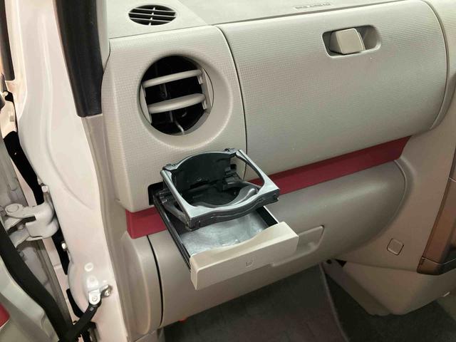 ムーヴコンテ Ｘ　ＣＤラジオチューナー　キーフリーシステム　アイドリングストップ　助手席シートバックポケット＋ショッピングフック　バニティーミラー付き左右サンバイザー　助手席シートアンダートレイ　オートエアコン（57枚目）