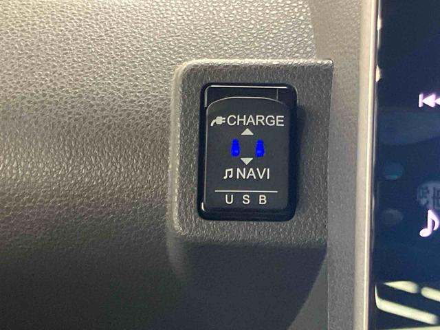 タント カスタムRSセレクション 4WD バックカメラ連動9インチフルセグナビ USB接続 ブルートゥース対応 フロント.リヤドライブレコーダー連動 ETC アダプティブクルーズコントロール 前席シートヒーター 運転席ロングスライドシート(8枚目)