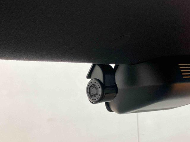 タント カスタムRSセレクション 4WD バックカメラ連動9インチフルセグナビ USB接続 ブルートゥース対応 フロント.リヤドライブレコーダー連動 ETC アダプティブクルーズコントロール 前席シートヒーター 運転席ロングスライドシート(11枚目)