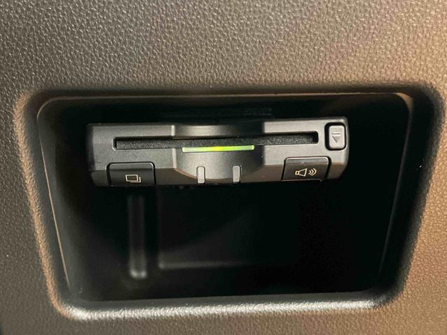 タント カスタムRS SA バックカメラ連動8インチフルセグナビ USB接続 ブルートゥース対応 TVナビキット ETC 衝突被害軽減ブレーキ 横滑り防止装置 アイドリングストップ プッシュエンジンスタート キーフリーシステム(10枚目)