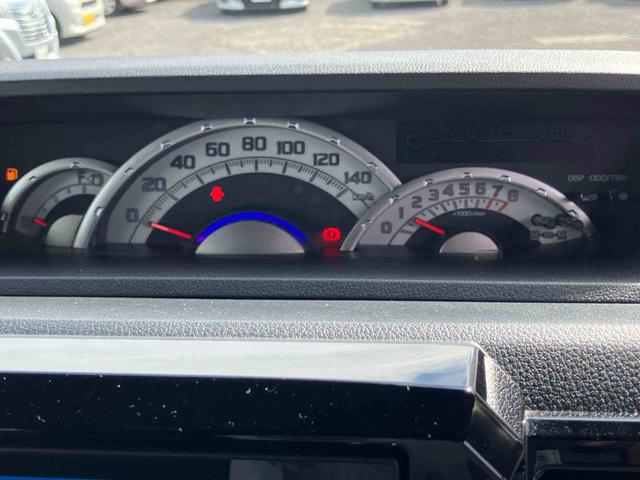 ウェイク GターボSAII ダイハツ純正ナビ/バックカメラ/ステアリングスイッチ/両側パワスラ/14インチアルミ/上下2段調節式デッキボード/衝突被害軽減ブレーキ(7枚目)