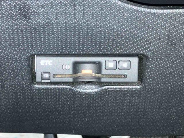 タント カスタムRSスタイルセレクション ターボ 9型ナビ/TV/DVD/BT/USB Bカメラ 前後ドラレコ ETC 全車速追従クルコン ADB LEDヘッドライト オートライト 前後コーナーセンサー シートヒーター 運転席ロングスライド(6枚目)